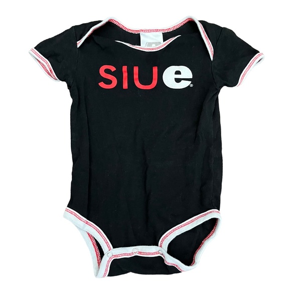 3-Piece SIUE Baby Bundle: 1 Red Fleece Pajamas & 2 Onesies, Size 6-9 Months - Picture 5 of 8